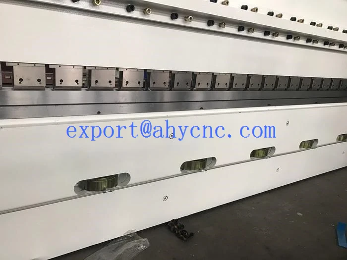 CNC Hydraulic anti deflection table for 6m large yawei 300T sheet metal bending machine made in china factory