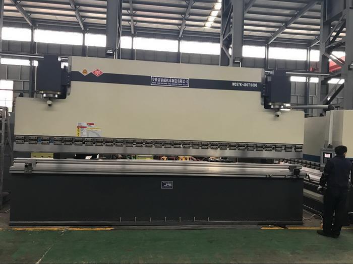 China Yawei 400T6m plate bending machine 2 axis press brake DELEM DA41S